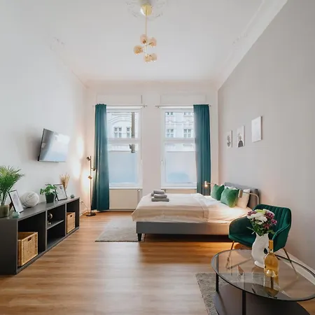 Homely - Center, Modern, Historical, Near Park * Berlín