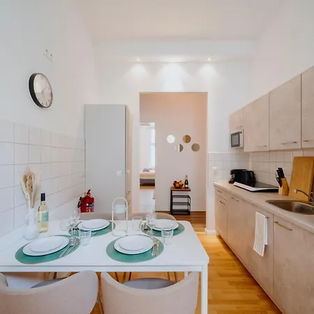 Homely - Center, Modern, Historical, Near Park *