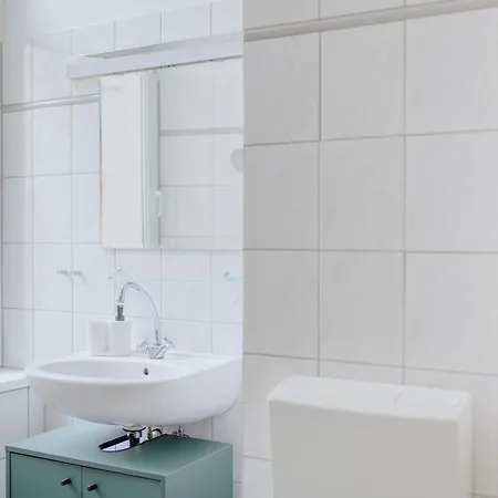 Homely - Center, Modern, Historical, Near Park Apartamento