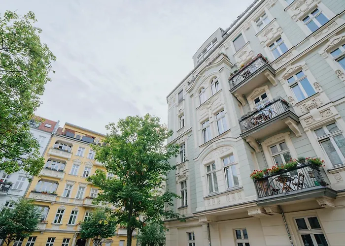 Apartman Homely - Center, Modern, Historical, Near Park Berlin